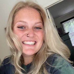 Meet your Posher, Nicolette